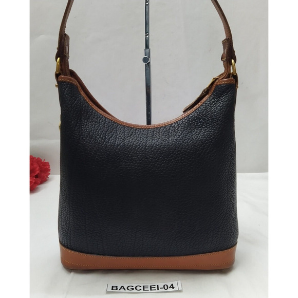 Dooney & Bourke Black Pebbled Leather Zipper Hobo Shoulder Bag -VTG Made in USA - Picture 3 of 15